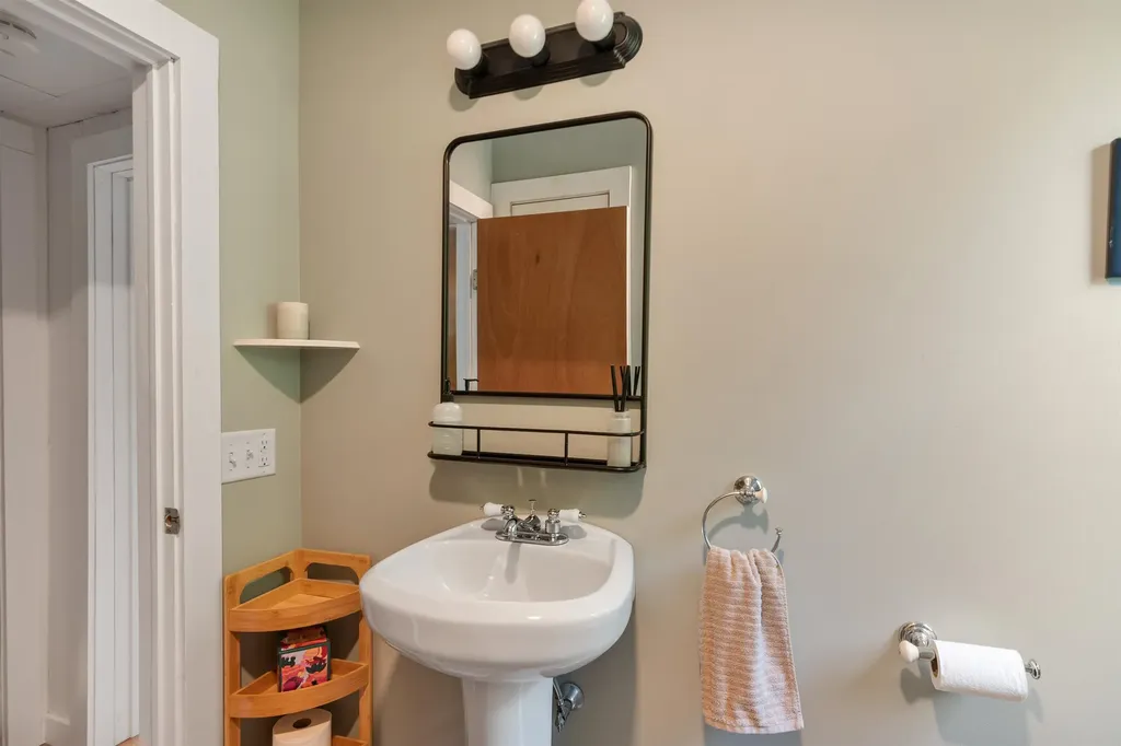 59 Poirier Place Burlington VT 05408