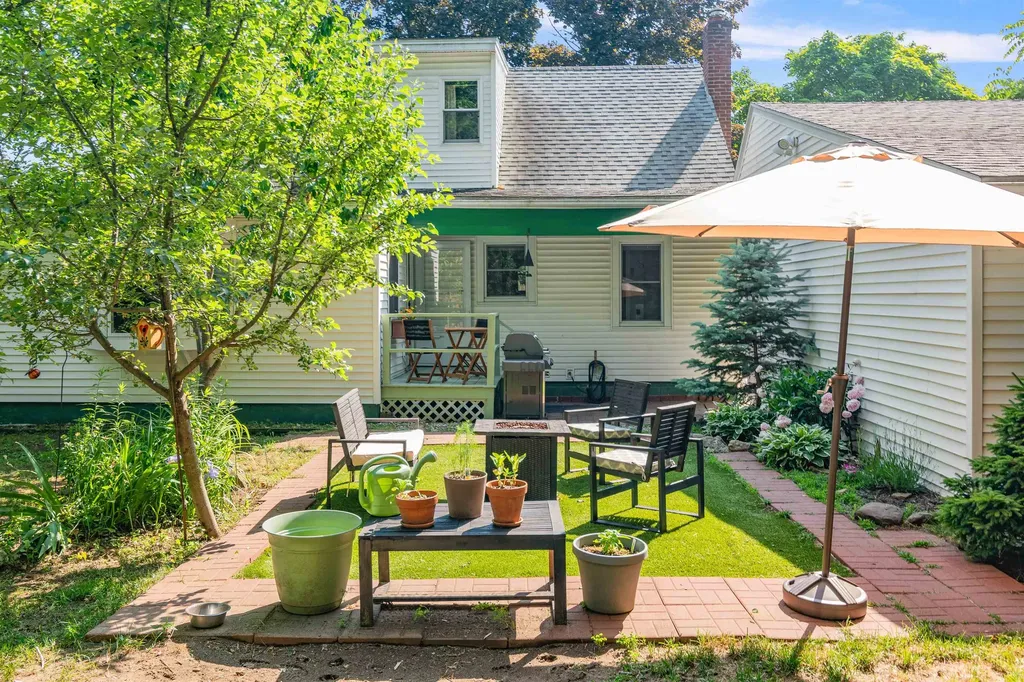 59 Poirier Place Burlington VT 05408