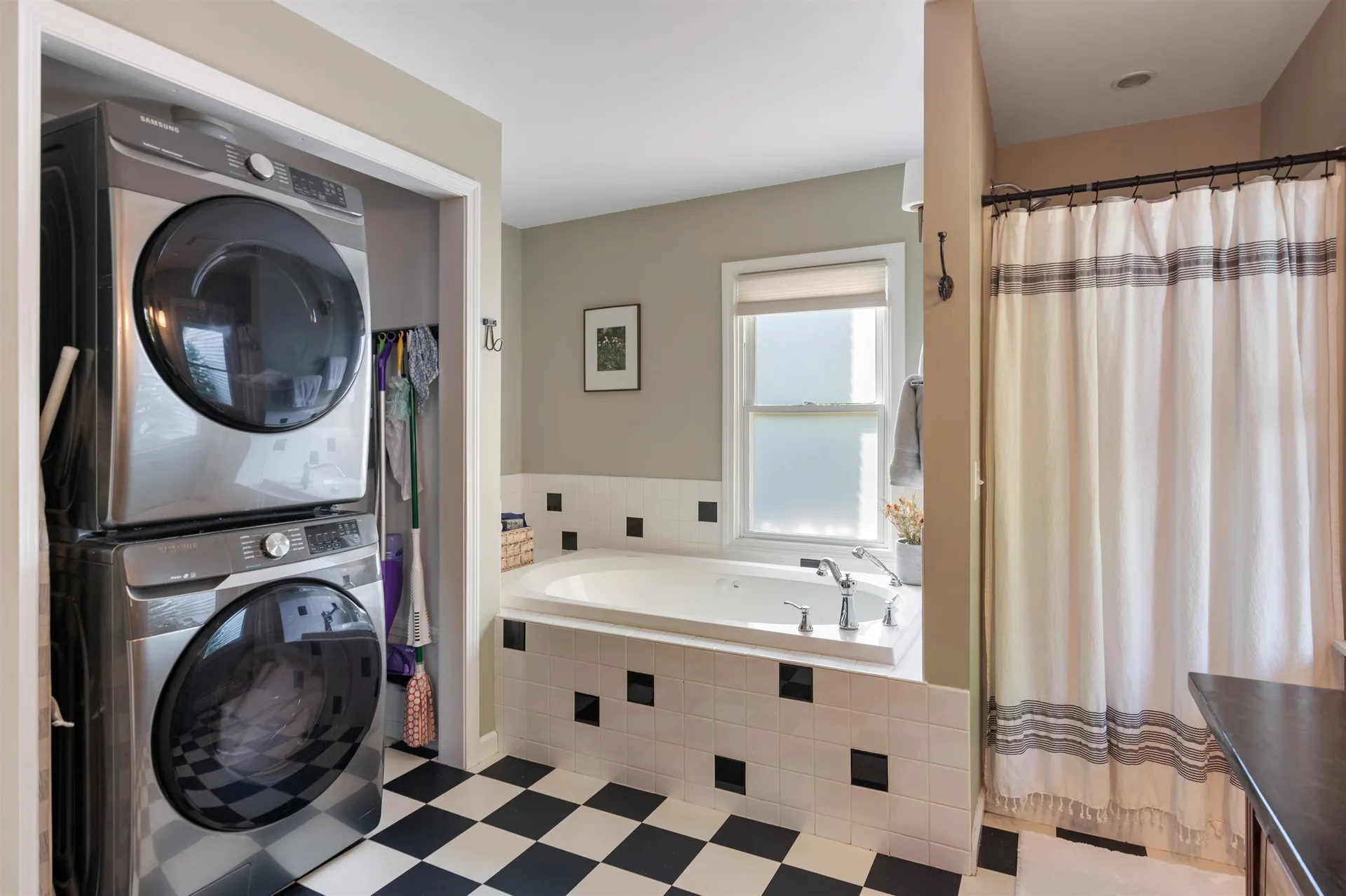 59 Poirier Place Burlington VT 05408