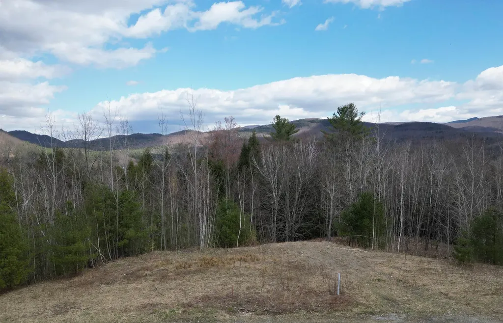 20 Apple Tree Lane Richmond VT 05477