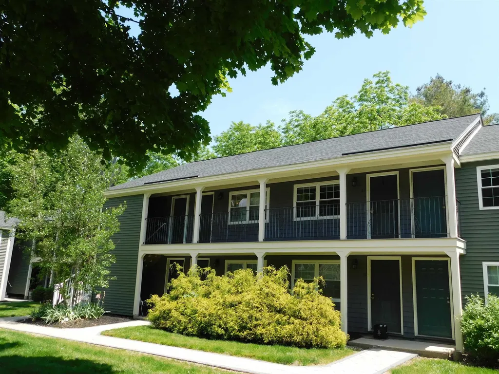 93 Henry Law Avenue Dover NH 03820
