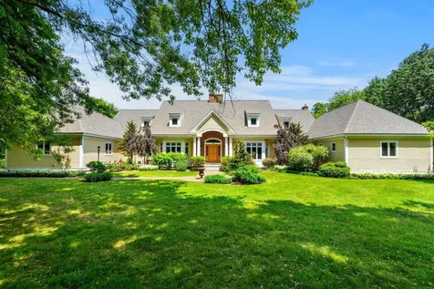 42 Pine Hill Road Hollis NH 03049
