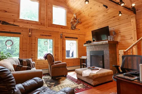173 Perleys Lane Lyndon VT 05851
