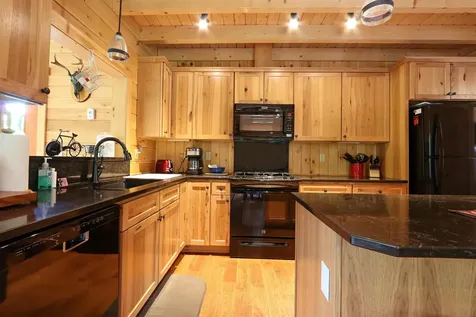 173 Perleys Lane Lyndon VT 05851
