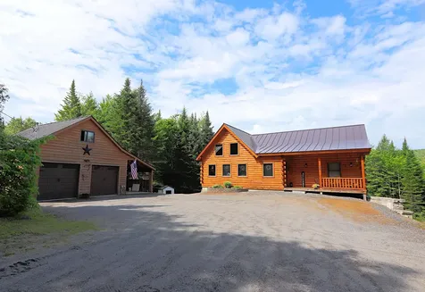 173 Perleys Lane Lyndon VT 05851