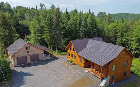 173 Perleys Lane Lyndon VT 05851
