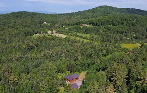 173 Perleys Lane Lyndon VT 05851