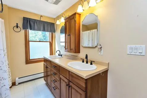 47 River Road New Boston NH 03070