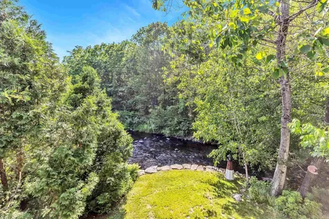 47 River Road New Boston NH 03070