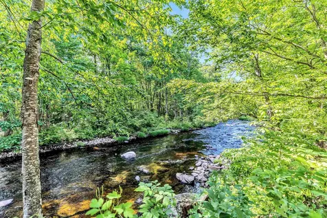 47 River Road New Boston NH 03070
