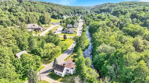47 River Road New Boston NH 03070