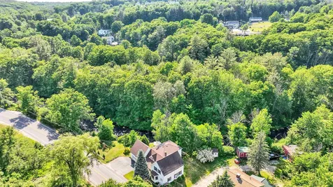 47 River Road New Boston NH 03070