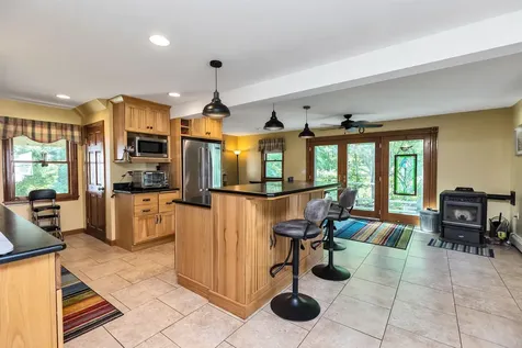 47 River Road New Boston NH 03070