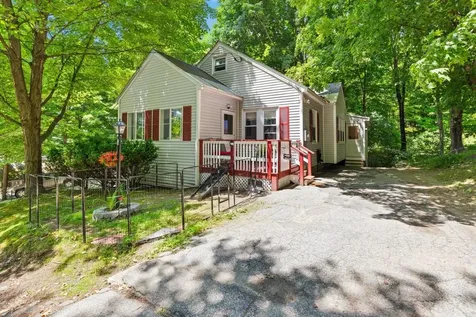 19 Hillcrest Street Keene NH 03431