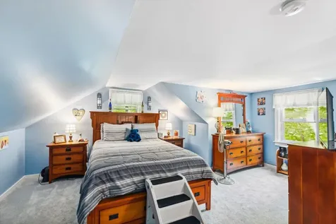 19 Hillcrest Street Keene NH 03431