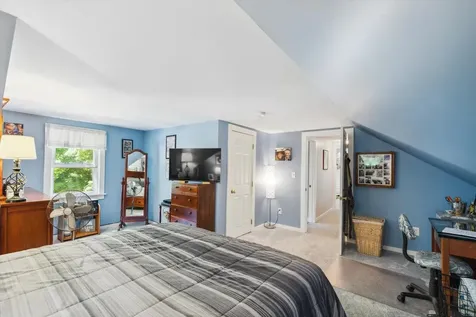 19 Hillcrest Street Keene NH 03431