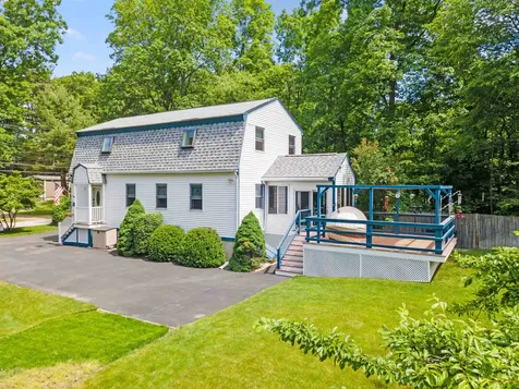 7 Meeks Road Kingston NH 03848