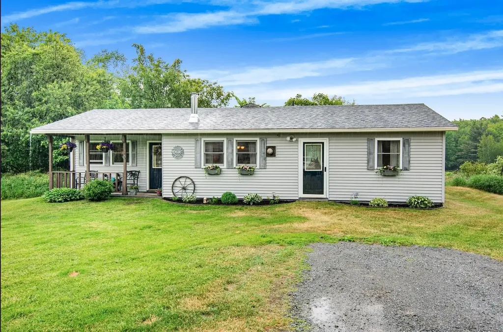 380 Romar Road Fairfield VT 05448
