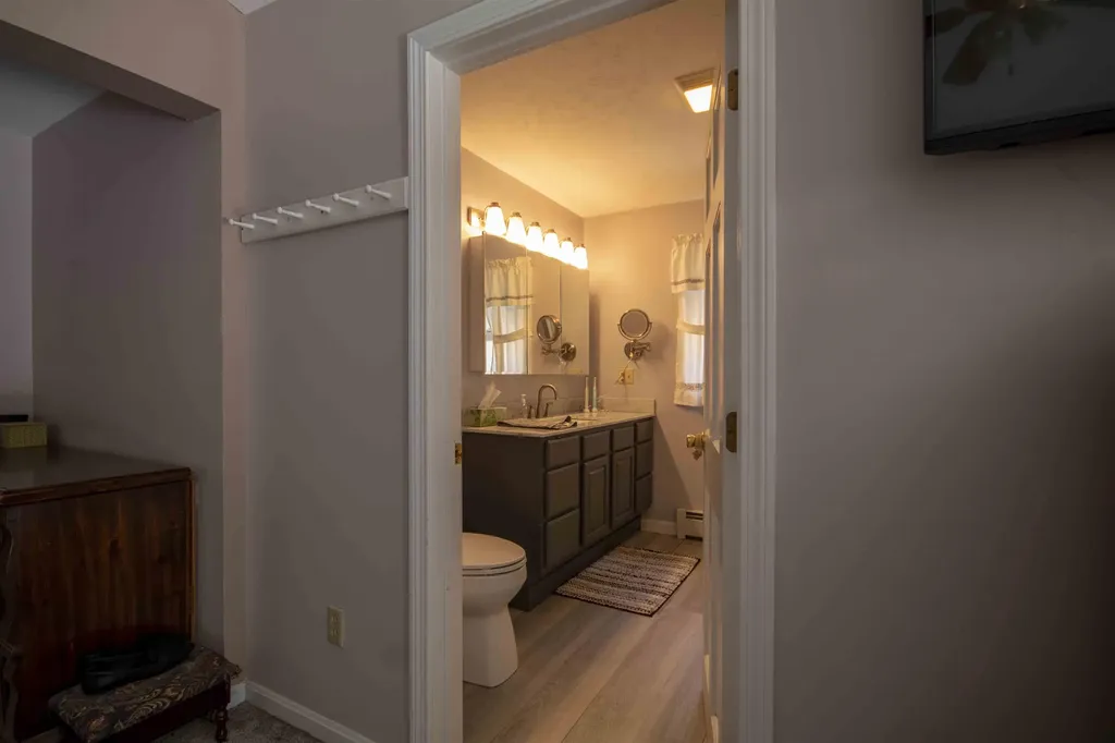 1 Carmel Drive Londonderry NH 03053