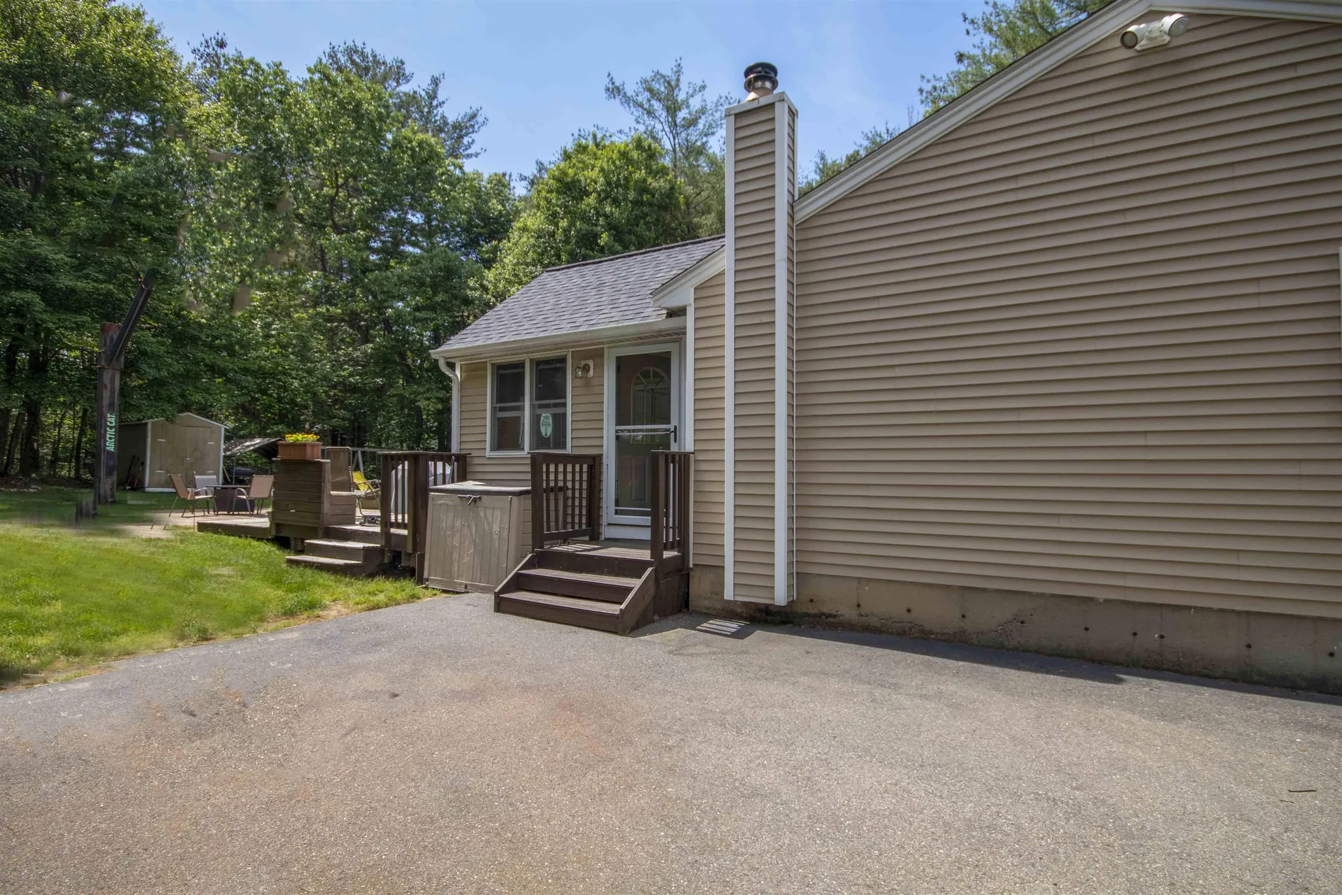 1 Carmel Drive Londonderry NH 03053