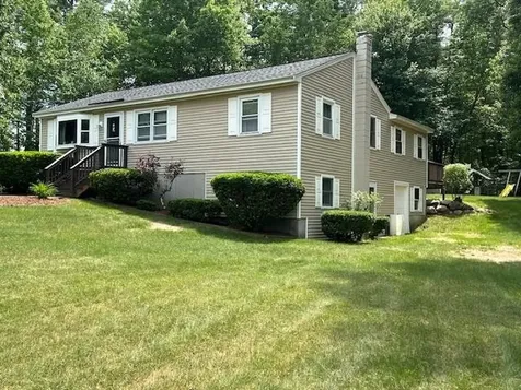 1 Carmel Drive Londonderry NH 03053