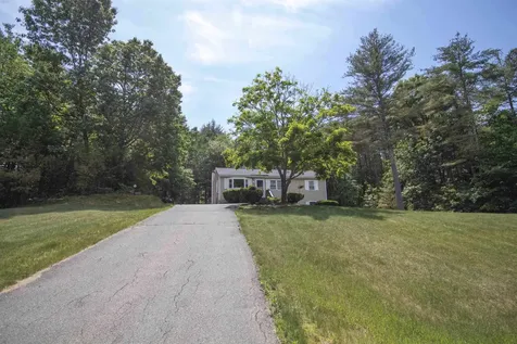 1 Carmel Drive Londonderry NH 03053