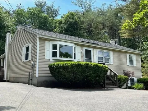 1 Carmel Drive Londonderry NH 03053
