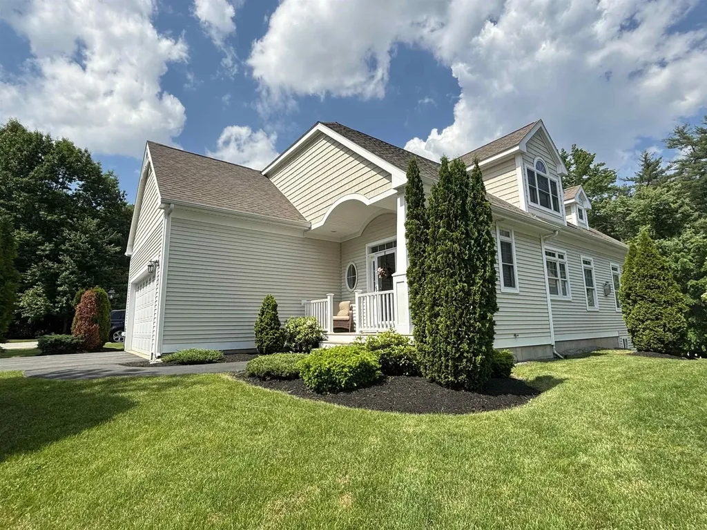 5 Metea Lane Bedford NH 03110
