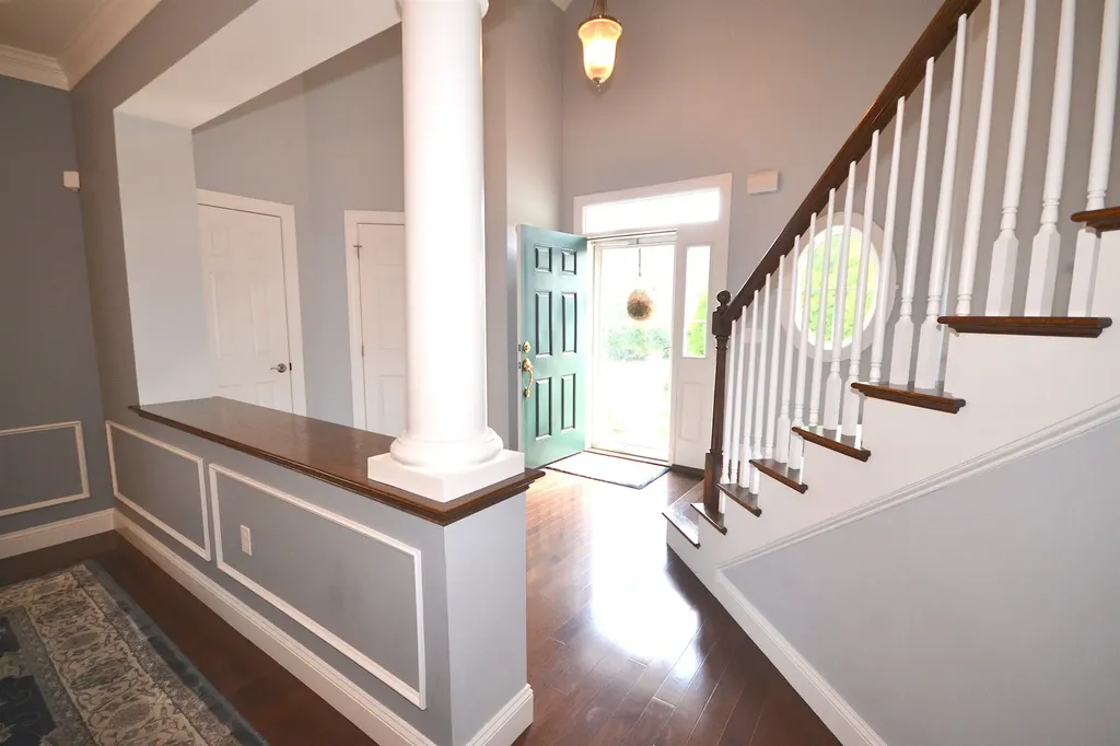 5 Metea Lane Bedford NH 03110