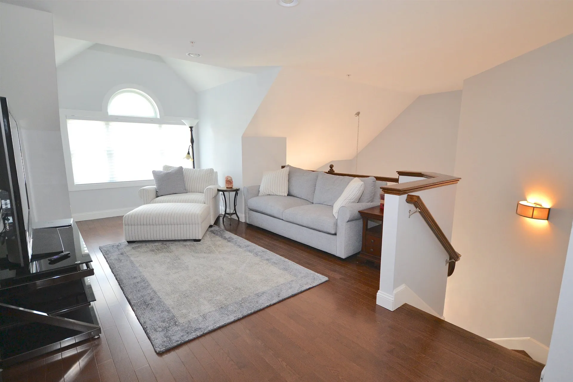 5 Metea Lane Bedford NH 03110