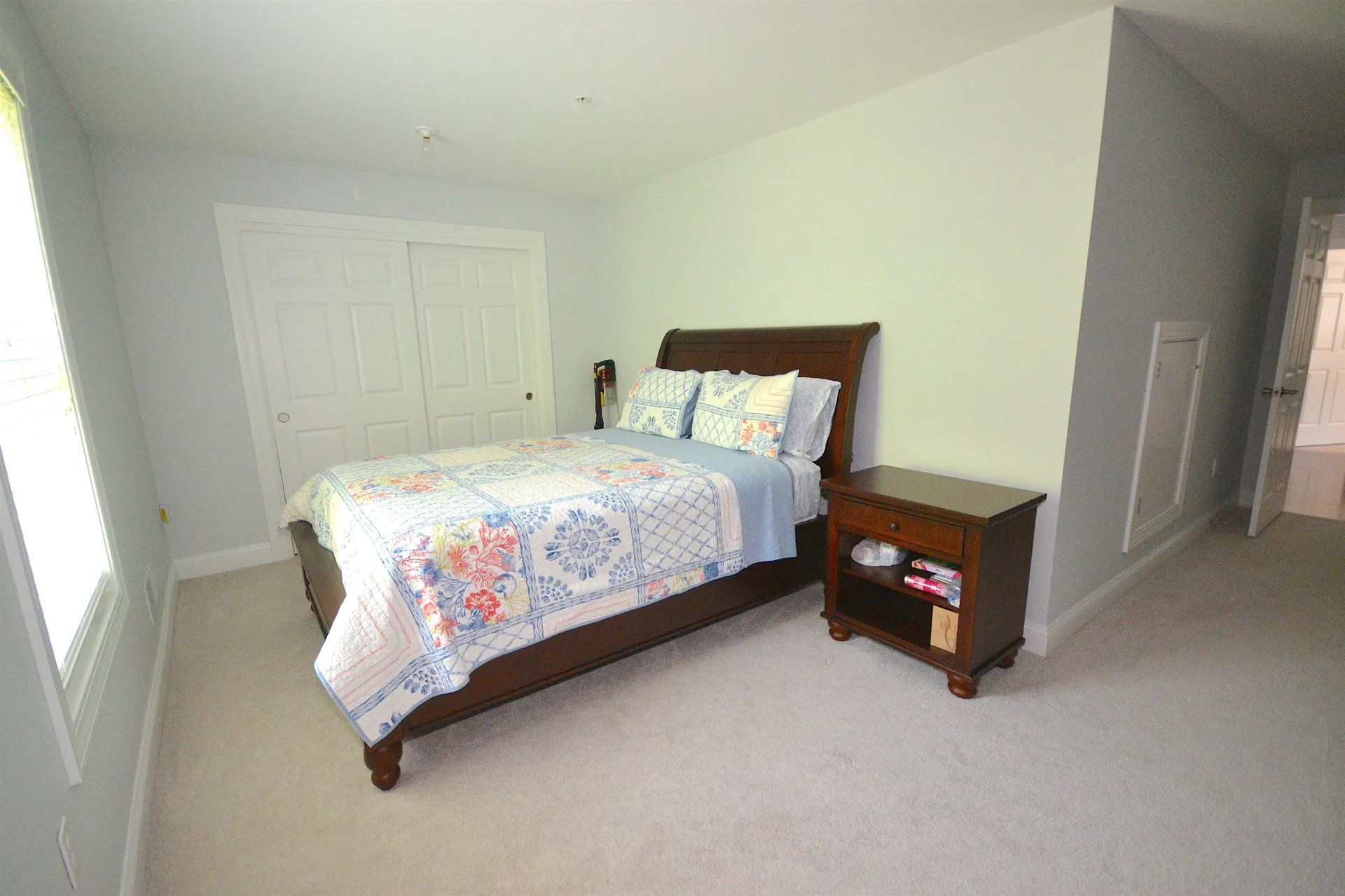 5 Metea Lane Bedford NH 03110