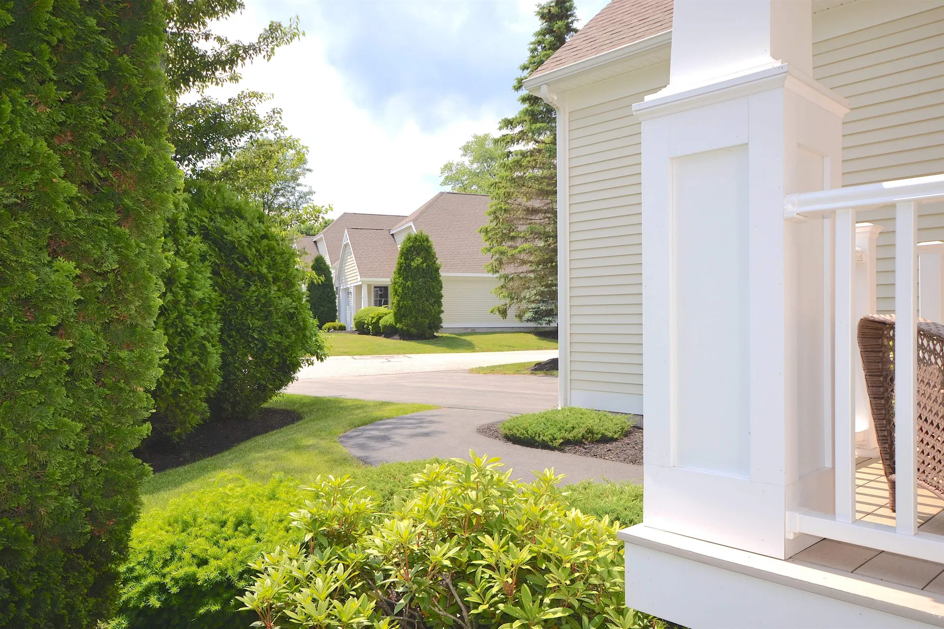 5 Metea Lane Bedford NH 03110