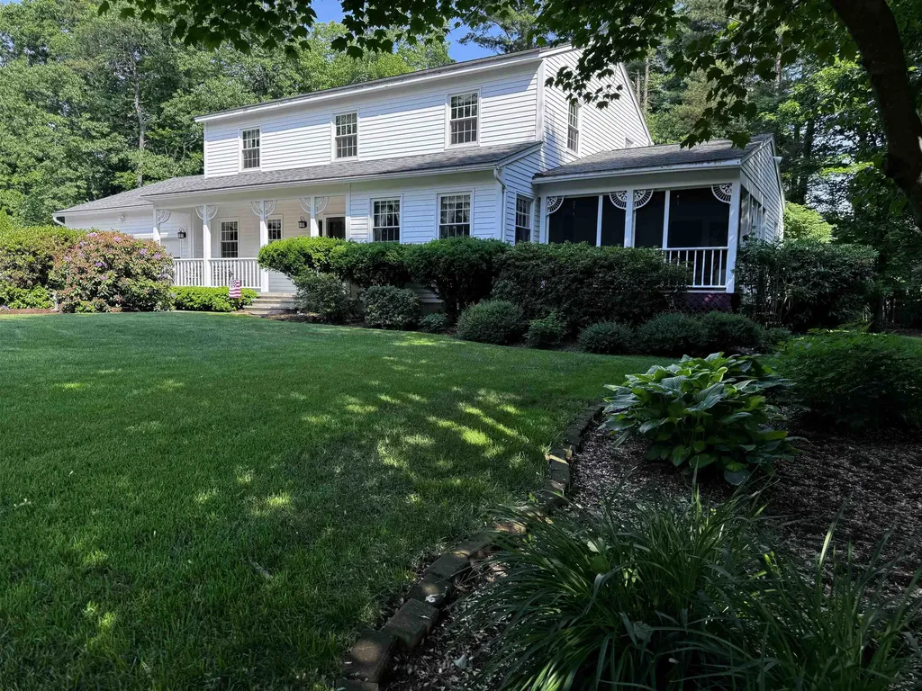 54 Longwood Circle Colchester VT 05446