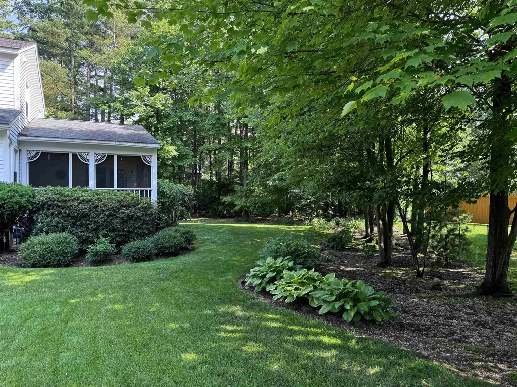 54 Longwood Circle Colchester VT 05446