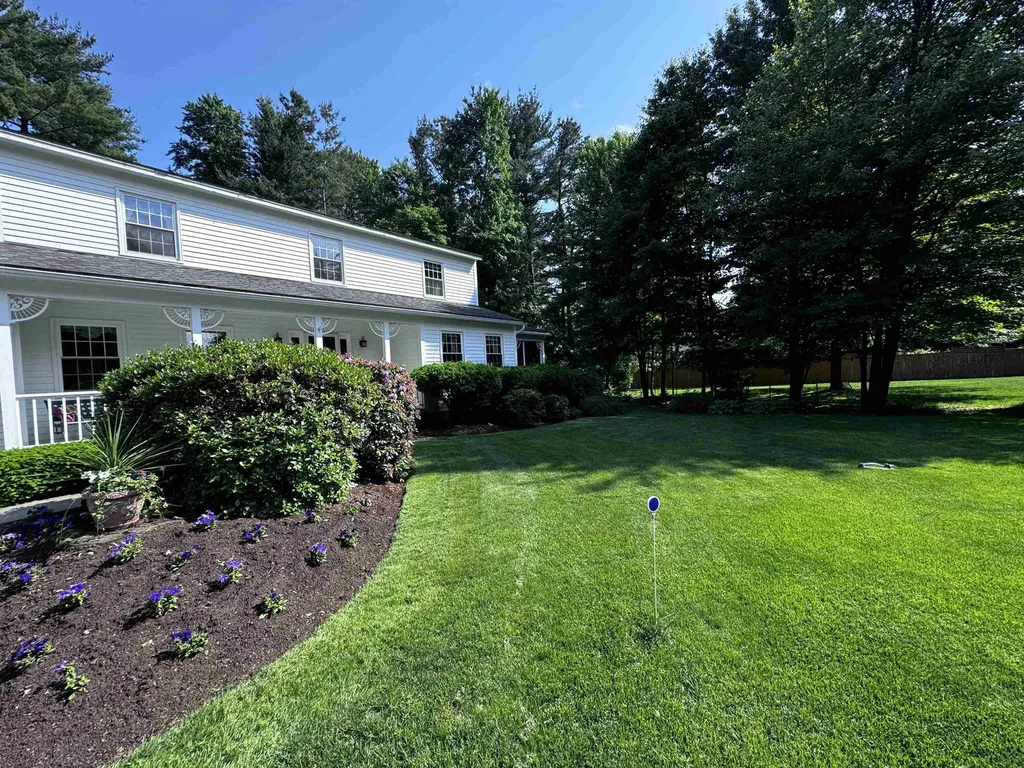 54 Longwood Circle Colchester VT 05446