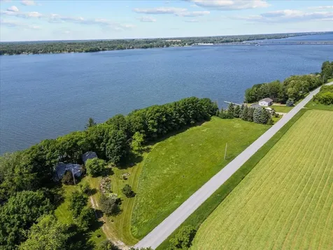 144 Lakewood Drive Swanton VT 05488