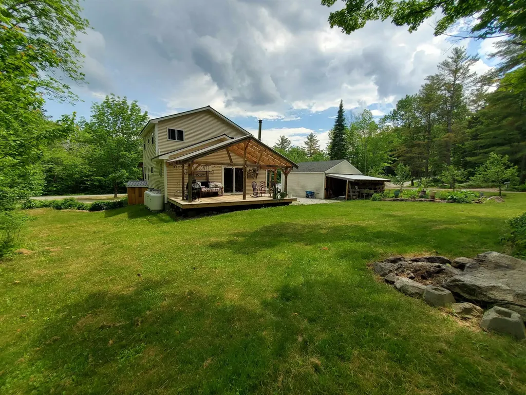 1887 North Dorchester Road Dorchester NH 03266
