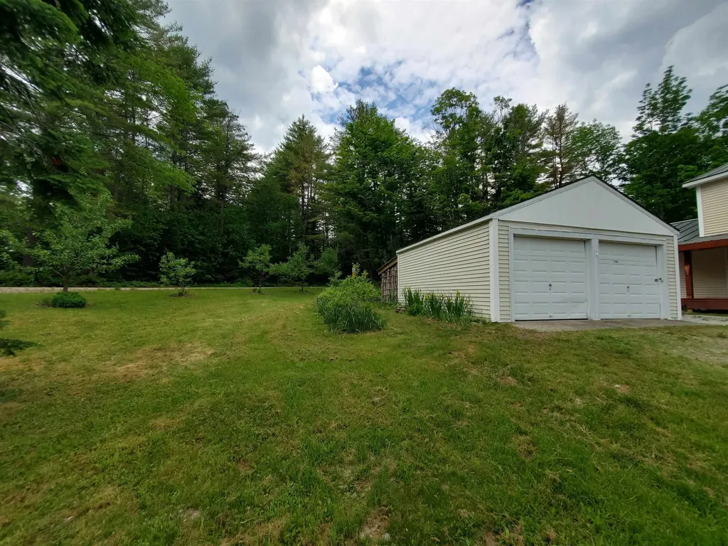 1887 North Dorchester Road Dorchester NH 03266