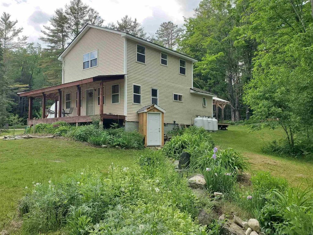 1887 North Dorchester Road Dorchester NH 03266