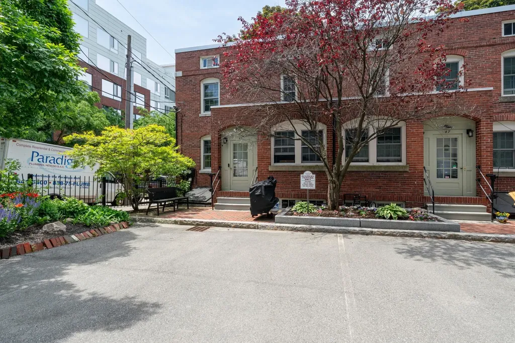 45 Kidder Street Manchester NH 03101