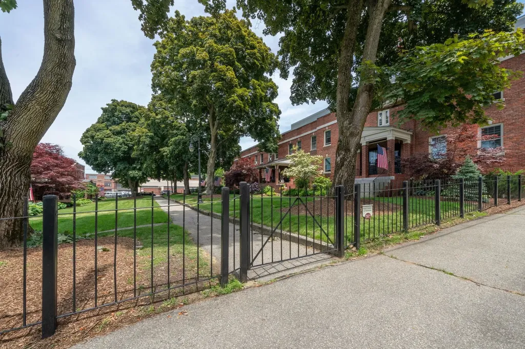 45 Kidder Street Manchester NH 03101