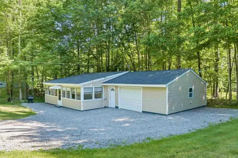 21 Canoe Lane Gilmanton NH 03237