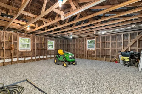 21 Canoe Lane Gilmanton NH 03237