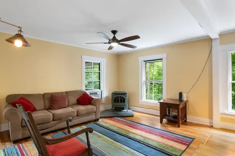 87 Crosby Street Brattleboro VT 05301