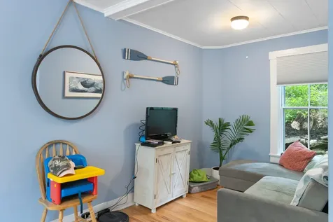 87 Crosby Street Brattleboro VT 05301