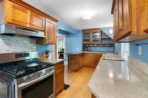 87 Crosby Street Brattleboro VT 05301