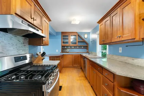 87 Crosby Street Brattleboro VT 05301