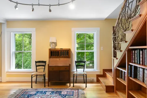 87 Crosby Street Brattleboro VT 05301