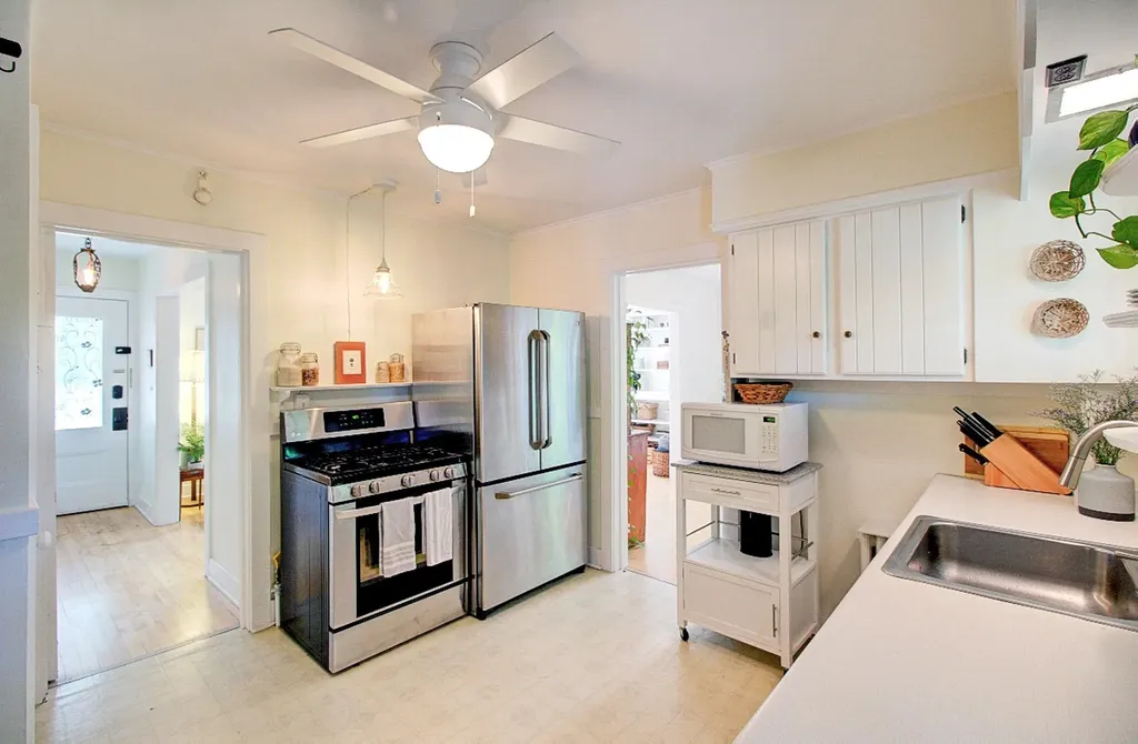 30 Scarff Avenue Burlington VT 05401