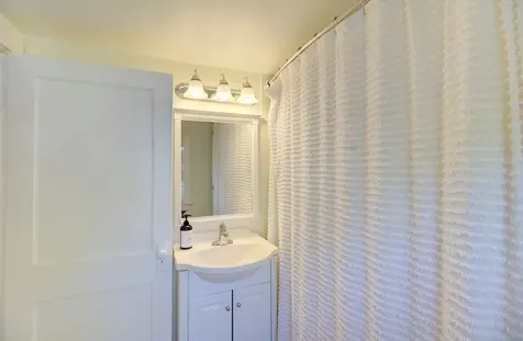 30 Scarff Avenue Burlington VT 05401
